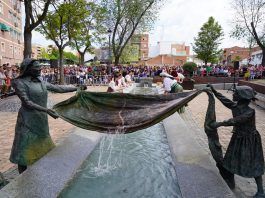 El Desfile de Farolillos será protagonista en las Fiestas de Móstoles El Desfile de Farolillos será protagonista en las Fiestas de Móstoles