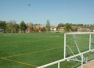 Becas para los jóvenes de Móstoles que quieran jugar al fútbol y estudiar en Estados Unidos