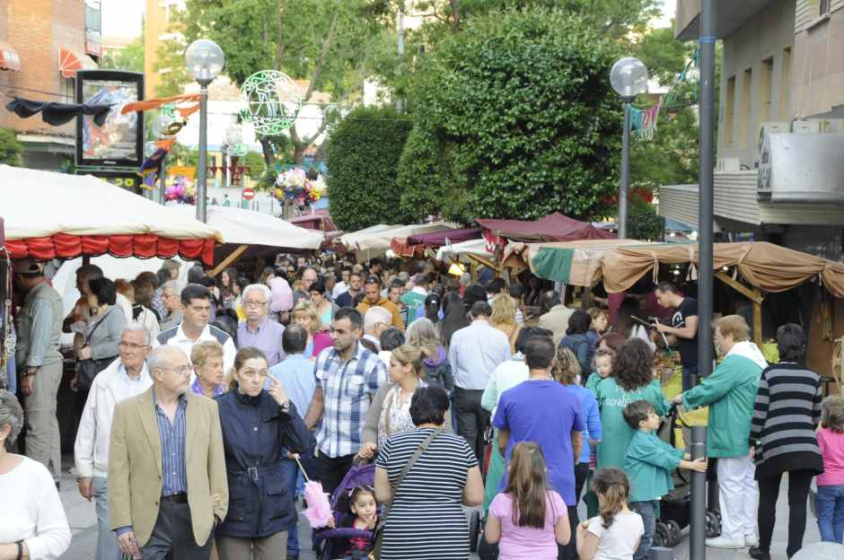 Las Fiestas de Móstoles arrancan con Mercado Goyesco, Recinto Ferial y Pregón