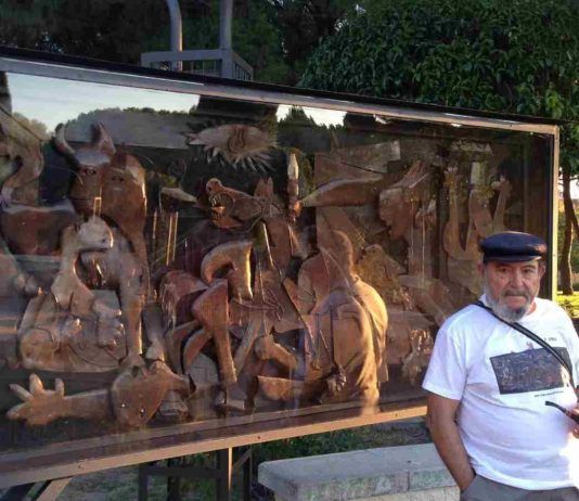 Móstoles despide a Francisco Cobos