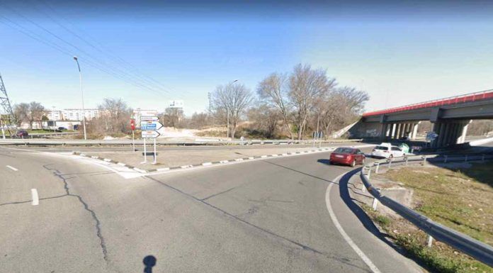 Localizan al conductor que huyó tras arrollar a un ciclista en Móstoles