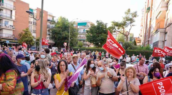 Móstoles se lanza a la calle para defender el SUAP