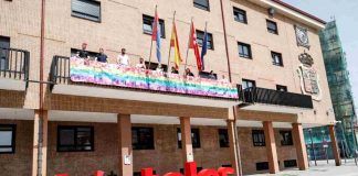 La bandera arcoíris ya luce en Móstoles