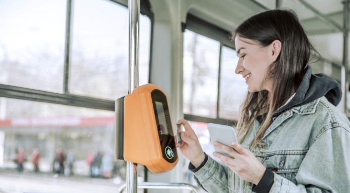 Viajar en transporte público será más barato en Móstoles