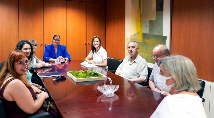 La Alcaldesa de Móstoles se reúne con AUSMEN y reconoce su labor
