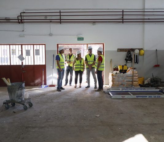 El Gobierno de Móstoles repara el gimnasio del CEIP Juan Pérez Villaamil
