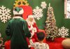 Los vecinos de Móstoles se asoman a la Navidad en Intu Xanadú