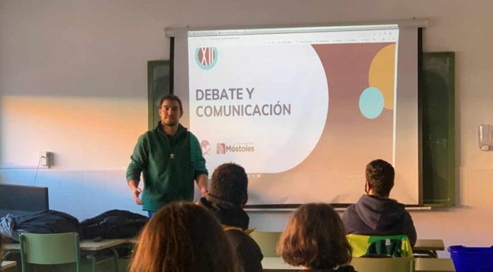 Móstoles apuesta por el debate y la oratoria entre los jóvenes