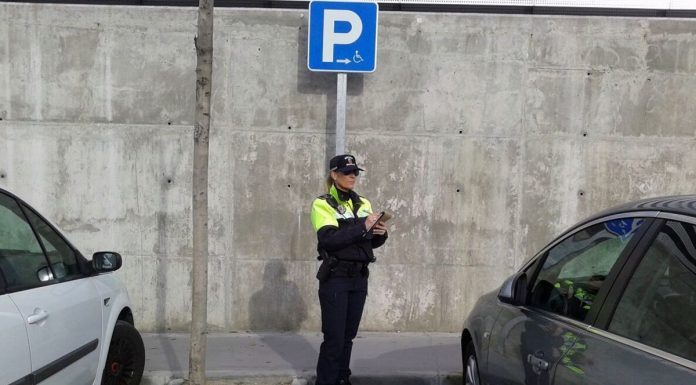 Inicio de la campaña de control de estacionamientos en zonas reservadas para personas con movilidad reducida en Móstoles