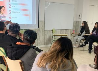 Siete institutos de Móstoles forman Clubes de Debate para desarrollar el pensamiento crítico