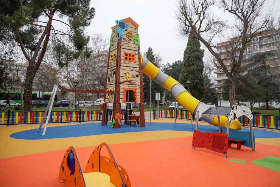 El Parque Salvador Allende de Móstoles pionero en accesibilidad en áreas infantiles de España