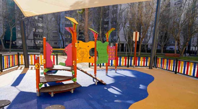 Móstoles cuenta con un nuevo parque infantil inclusivo en Arroyo del Soto