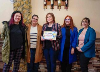 Amabie Belleza gana el premio al mejor escaparate navideño