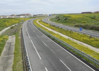 Los vecinos de Villafontana de Móstoles piden agilizar la construcción del enlace con la R-5
