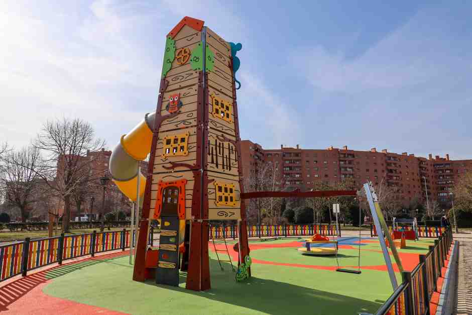 Nueva área infantil en el Parque de las Brigadas Internacionales de Móstoles