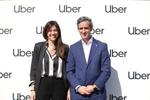 Uber lanza un nuevo servicio para complementar las redes de cercanías en Móstoles