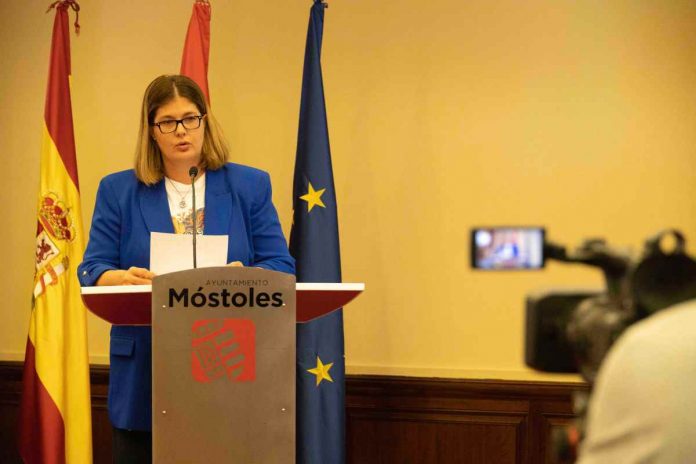 La Audiencia Provincial procesa a la alcaldesa de Móstoles Noelia Posse