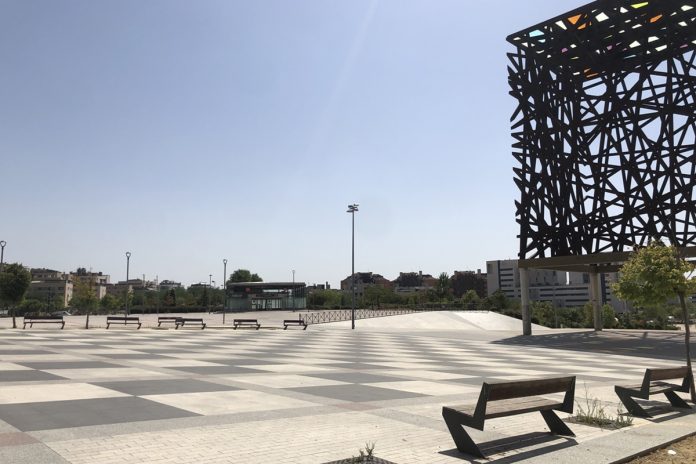 Más Madrid se compromete a construir un centro cultural y pistas deportivas en el PAU4