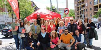 El PSOE de Móstoles acusa a la presidenta Ayuso de vender humo