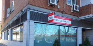 El desempleo baja levemente en Móstoles en el mes de marzo