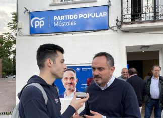 Así se vivió la noche electoral del candidato del PP Manuel Bautista, vencedor en Móstoles Así se vivió la noche electoral del candidato del PP Manuel Bautista, vencedor en Móstoles.