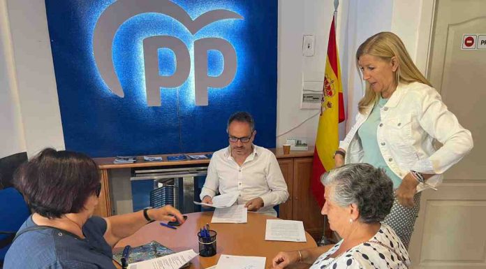 Manuel Bautista firma acuerdos pre-electorales con diversas asociaciones de Móstoles