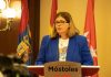 Noelia Posse, alcaldesa en funciones en Móstoles, invita a los padres que han votado con ganas a pedir explicaciones