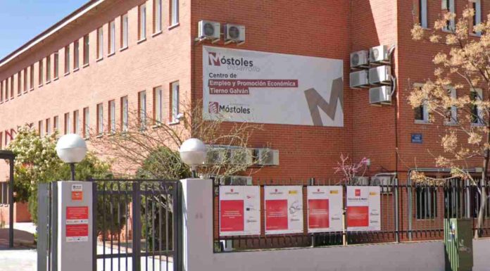 Un bautizo y un premio hostelero en la actualidad política de Móstoles
