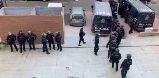 Tenso desalojo del edificio La Dignidad de Móstoles