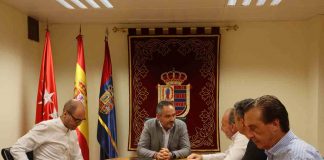 Reunión entre el Ayuntamiento de Móstoles y la Real Federación de Fútbol Madrid
