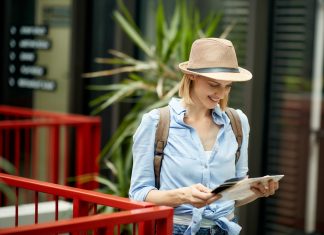 Talleres medioambientales para conocer la fauna nocturna o guiarse por las estrellas