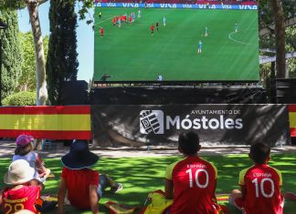 Éxito absoluto en las pantallas gigantes de Móstoles para ver a la selección española