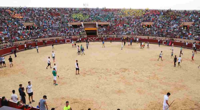 Grada del mayor en los eventos taurinos de Móstoles