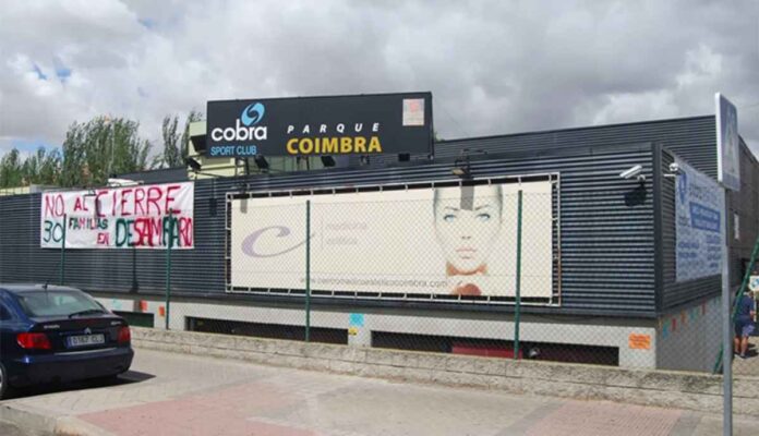 El Ejecutivo de Móstoles se compromete a que en 2024 se abrirá de nuevo el centro deportivo de Parque Coimbra