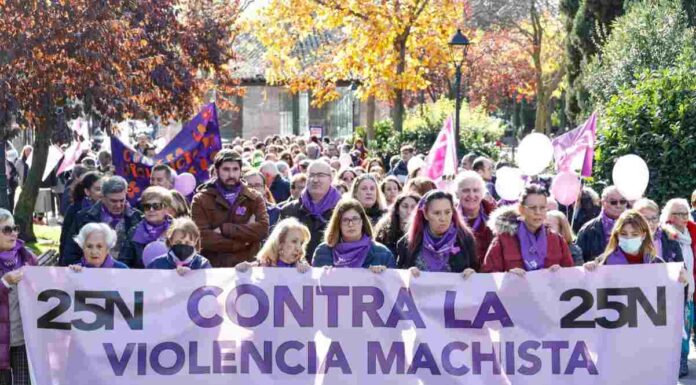 El PSOE de Móstoles pide a la edil de igualdad que convoque la concentración del 25N
