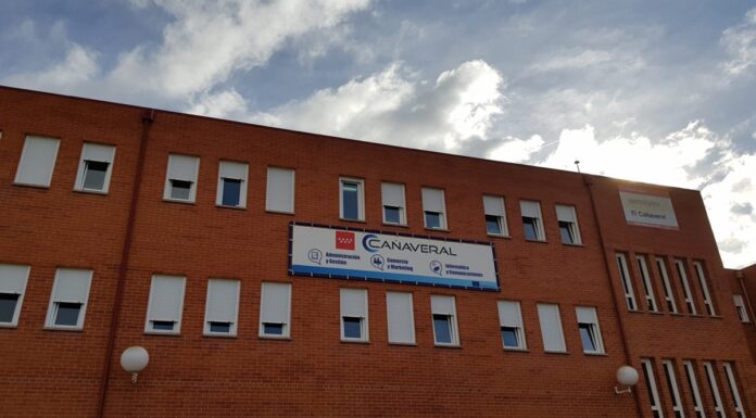 Los alumnos del IES El Cañaveral de Móstoles podrán hacer prácticas en el Gremio de Ferretería de Madrid