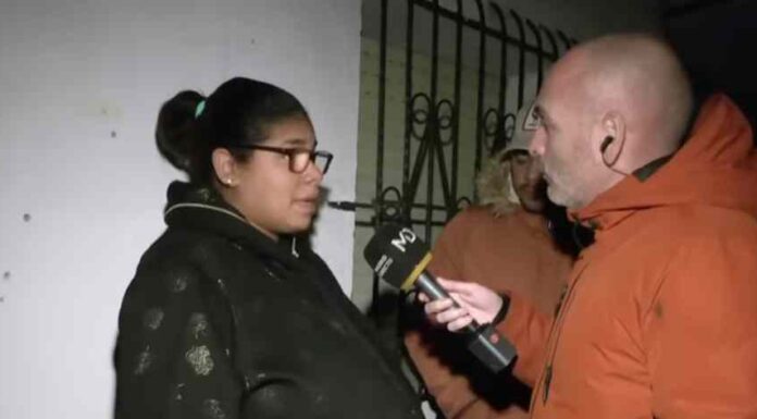 Sin luz y con humedades en una casa de alquiler en Móstoles