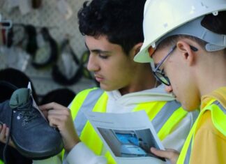 La Fundación Laboral de la Construcción de Madrid acerca a la construcción a 250 alumnos de Móstoles