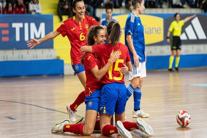 Dos jugadoras del MRB Móstoles, convocadas con la selección española de fútbol sala