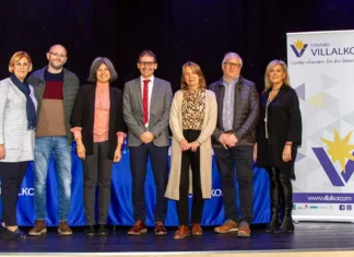 Inspiradora Mesa Redonda sobre el cáncer gracias al Colegio Villalkor