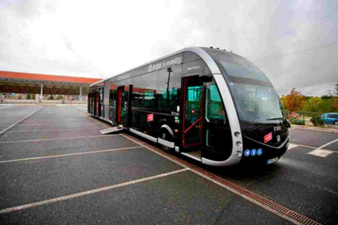 La Comunidad de Madrid estudia implantar el autobús del futuro en Móstoles