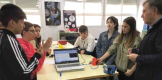 Los alumnos del IES Miguel Hernández de Móstoles presentan sus proyectos a Ciudadenergía