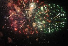 Los fuegos artificiales y las carrozas en las Fiestas del 2 de Mayo de Móstoles ya tienen fecha