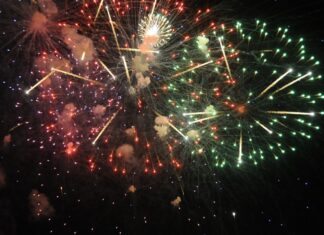 Los fuegos artificiales y las carrozas en las Fiestas del 2 de Mayo de Móstoles ya tienen fecha