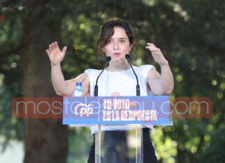 La política sale a la calle en Móstoles