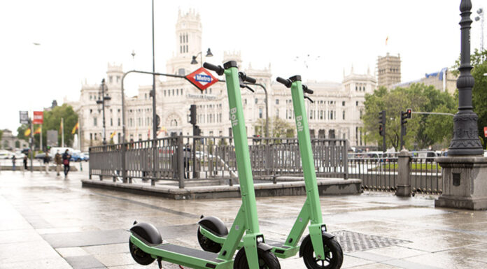 Hasta 200 euros de multa por entrar al metro con patinete eléctrico en Móstoles