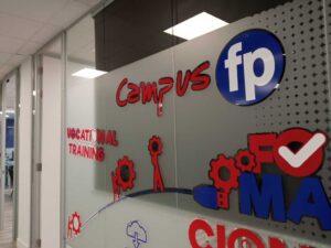 Inauguración de CampusFP en Móstoles dedicado a las nuevas tecnologías