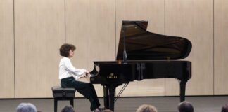 La pianista de Móstoles Laura Ballestrino gana el concurso de piano Antón García Abril