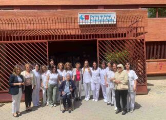 Homenaje a la enfermera afincada en Móstoles Presentación Sabio