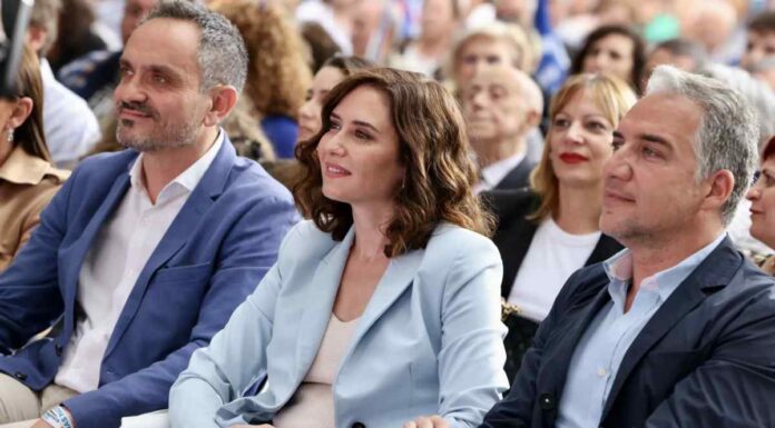 El PP madrileño conmemora el 28M en Móstoles